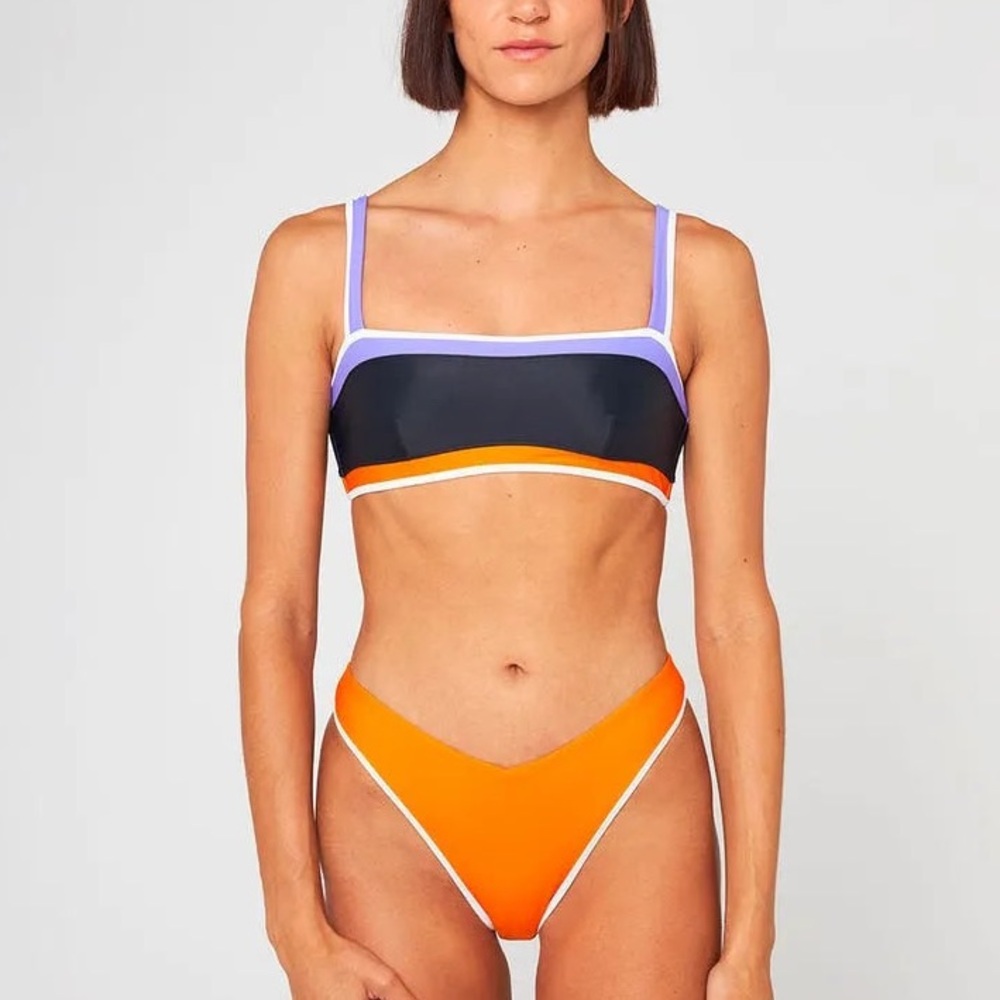 RIPCURL ❤️‍🔥 VICTORIA NEW BRA BIKINI TOP NWT SIZE MEDIUM